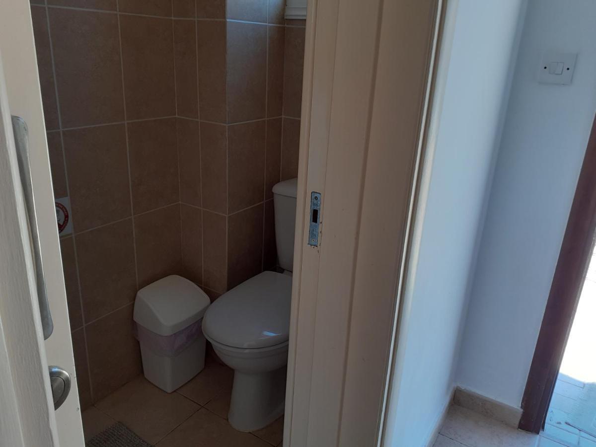 Beautiful 2-Bed House In Mandria Paphos Villa Eksteriør billede