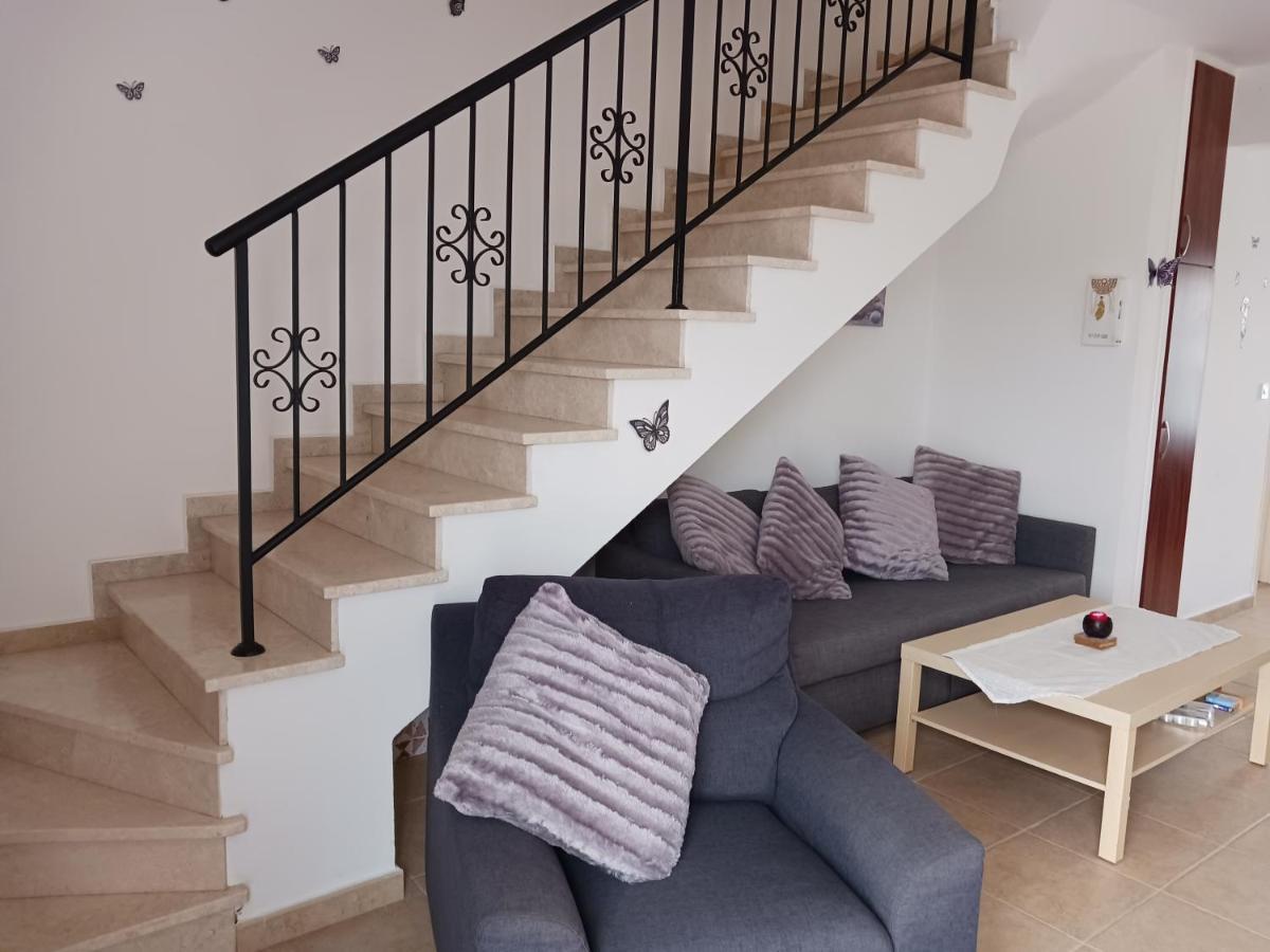 Beautiful 2-Bed House In Mandria Paphos Villa Eksteriør billede