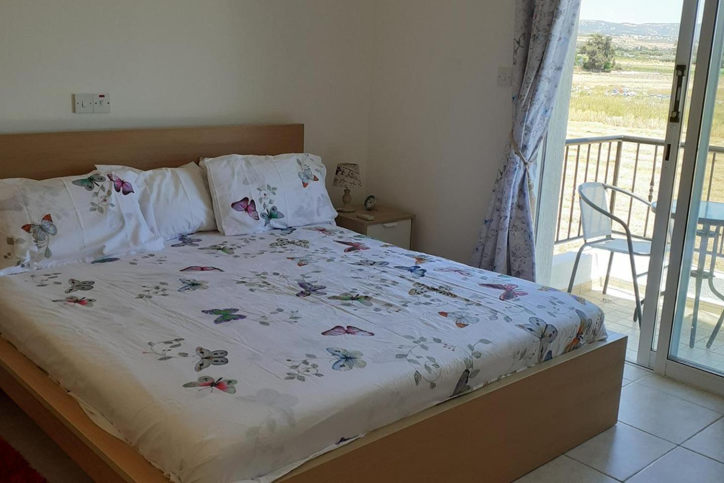 Beautiful 2-Bed House In Mandria Paphos Villa Eksteriør billede
